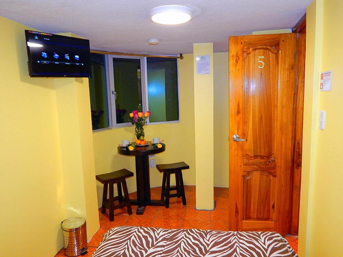 Hotel Olympus Plaza Quito Exteriér fotografie